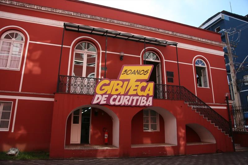 LanÃ§amento de HQ exposiÃ§Ã£o nova e oficina na Gibiteca de Curitiba